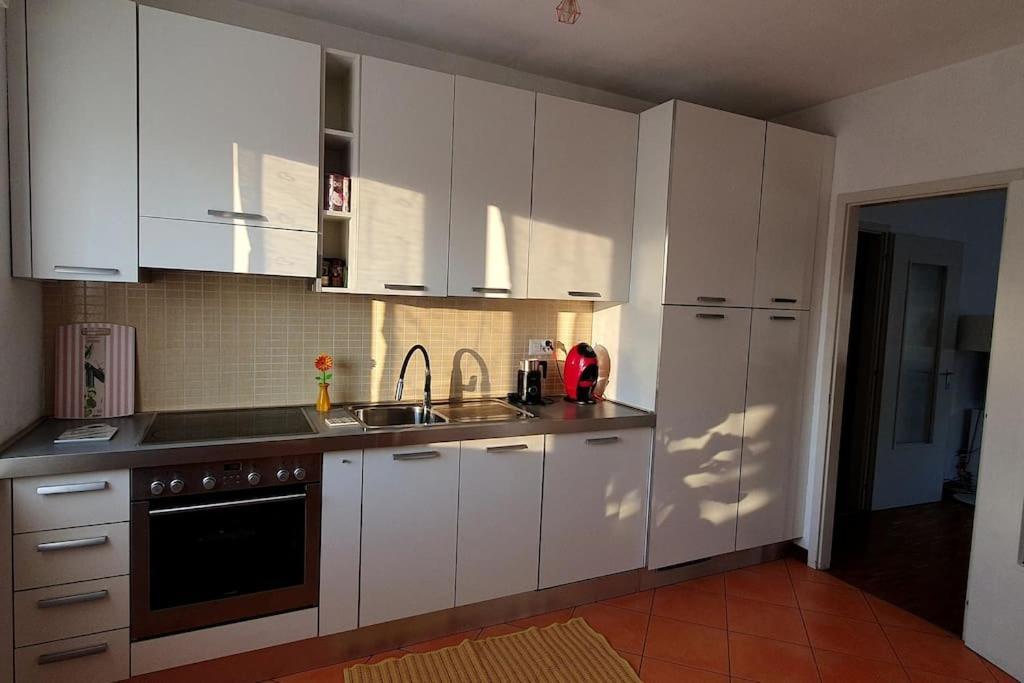 Charming Penthouse Near Como Lake Кьяссо Экстерьер фото